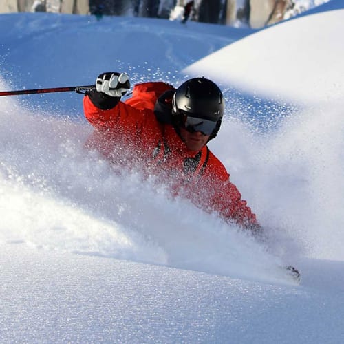 skiing